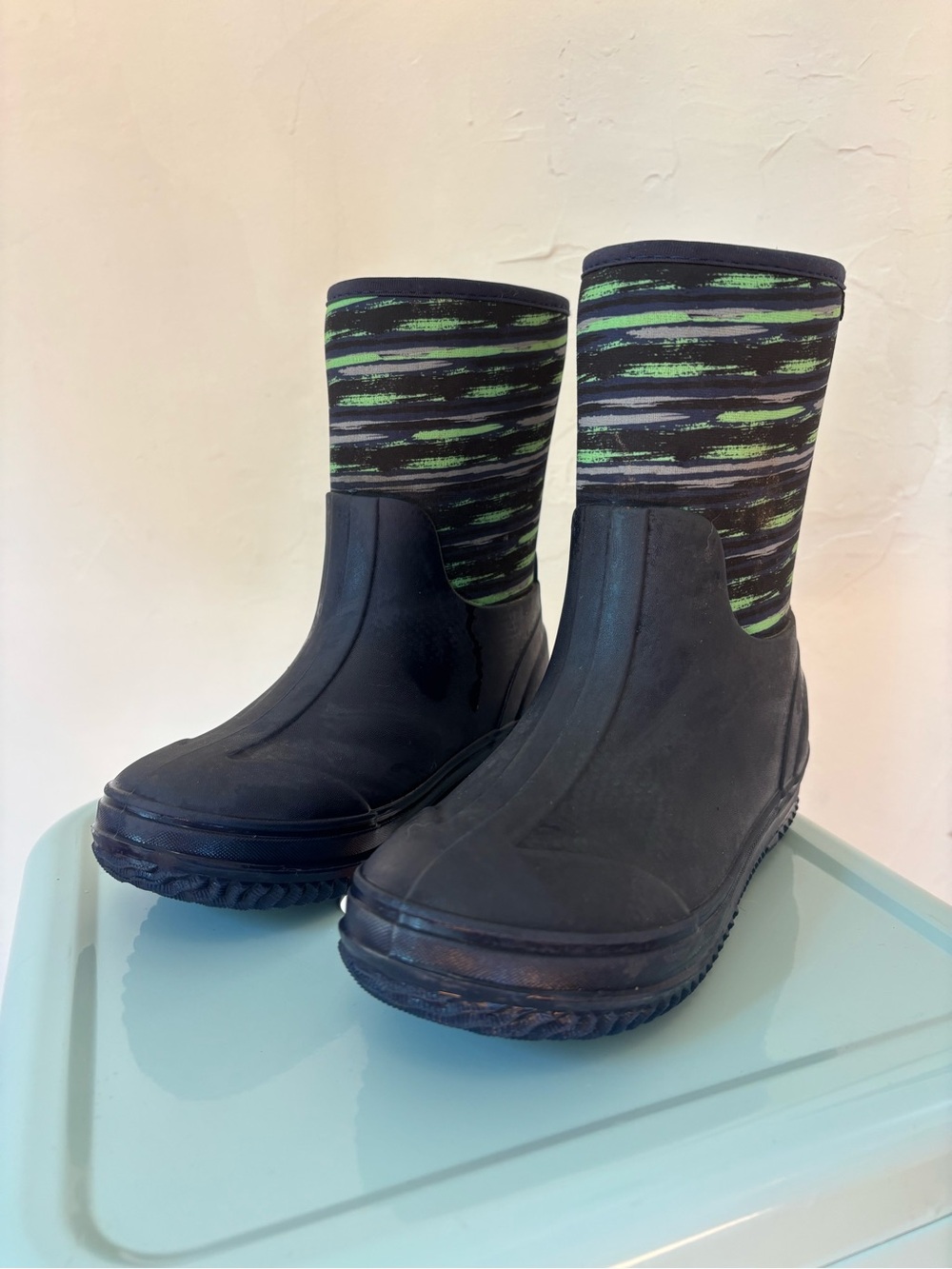 Western Chief Black Boots with Green Stripe Pattern Kids Rain Boots